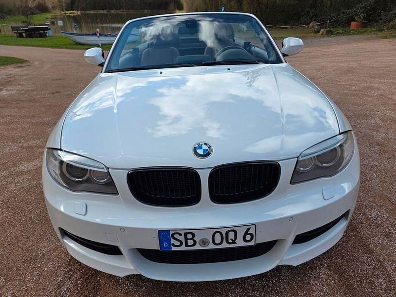 Gebraucht BMW 135 Cabriolet Advantage 306 PS (225 kW) 2012 Weiß Cabrio