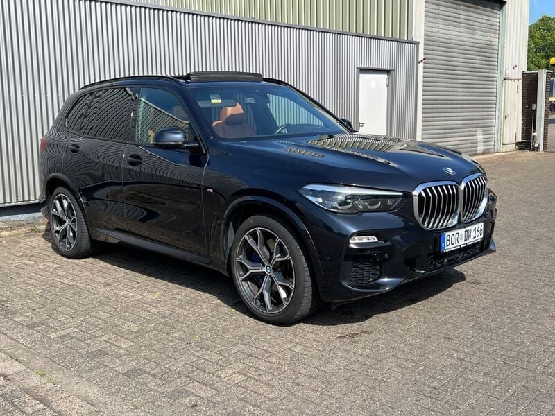 Blau Gebraucht 2019 BMW X5 M Sport SUV | 32.000 € - Bild 1/4