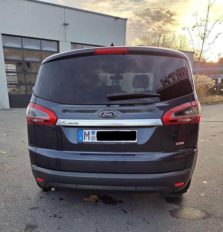 Gebraucht Ford S-MAX Titanium 163 PS (119 kW) 2010 Van / Kleinbus