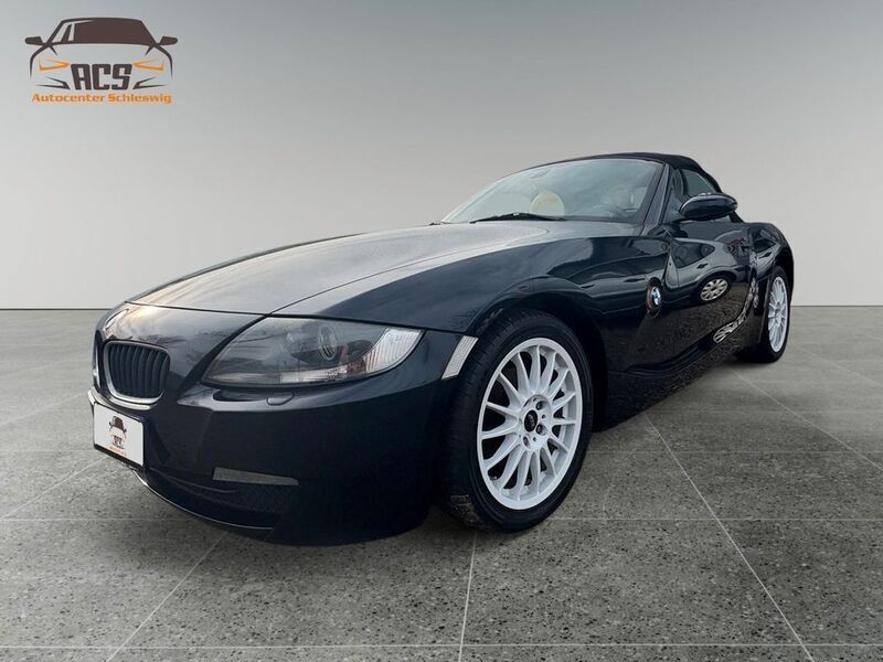 Blau Gebraucht 2006 BMW Z4 Advantage Cabrio | 7.250 € (Guter Preis) - Bild 1/4