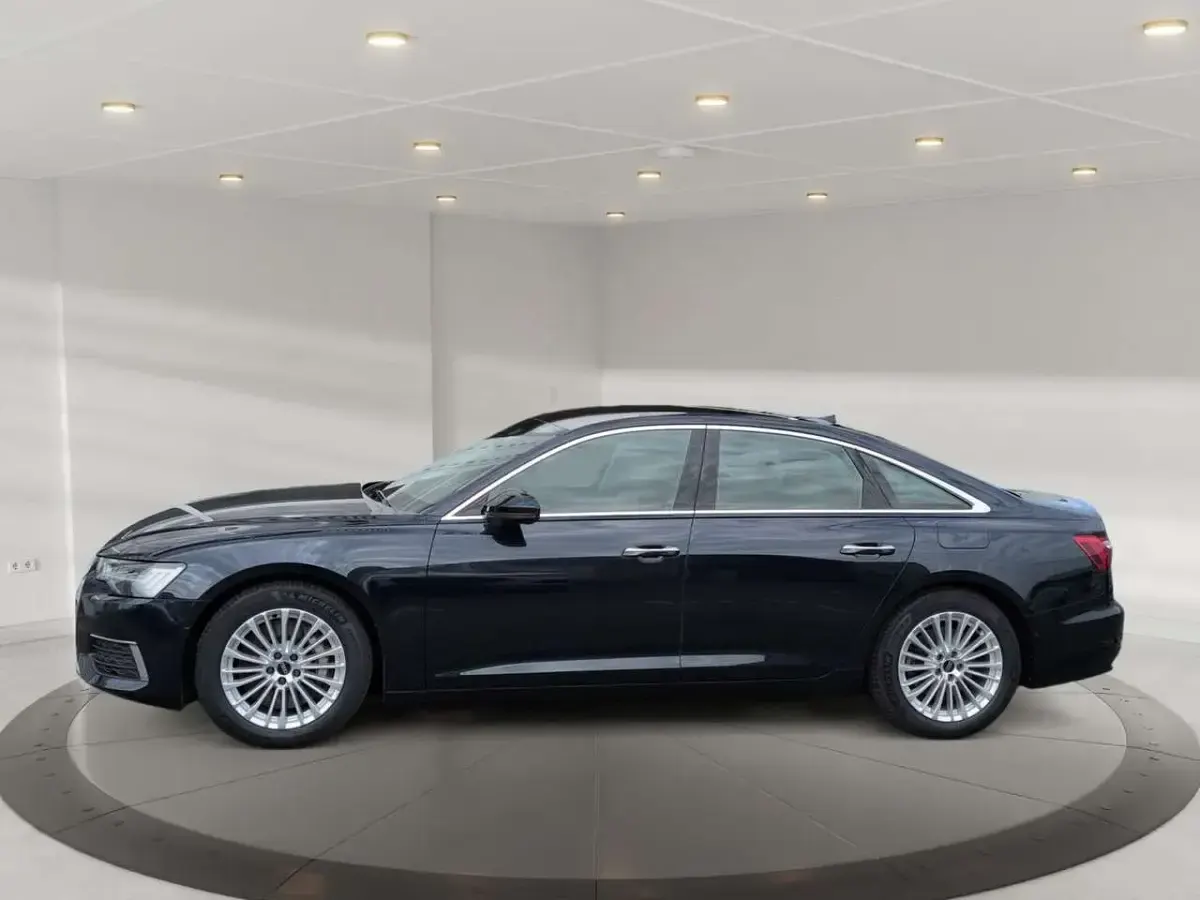 Gebraucht Audi A6 Performance 299 PS (219 kW) 2022 Blau Limousine