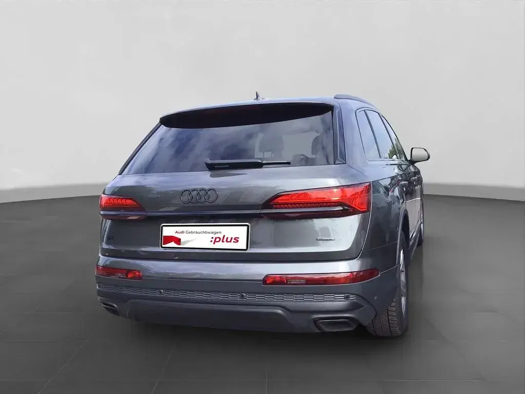 Gebraucht Audi Q7 S-Line 231 PS (169 kW) 2025 Grau SUV