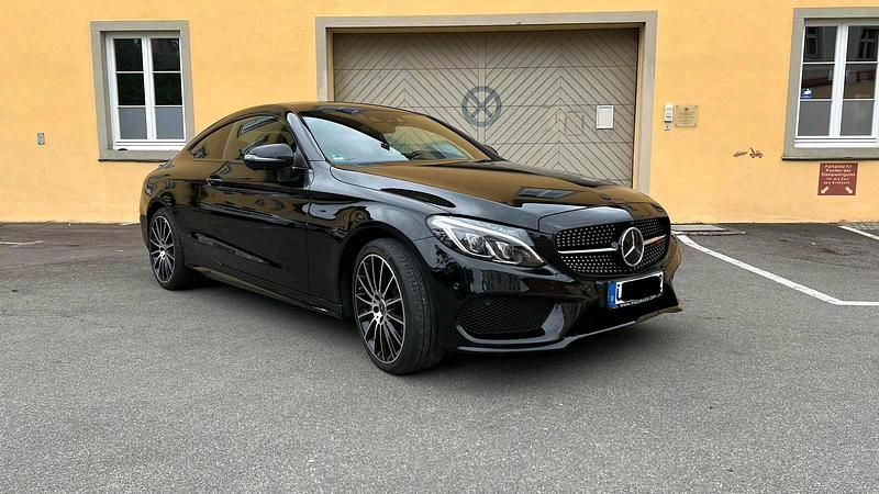 Schwarz Gebraucht 2017 Mercedes C400 Coupé | 33.333 € (Fairer Preis) - Bild 1/4
