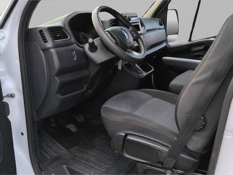 Używany Renault Master 150 KM (110 kW) 2022 Biały Minivan