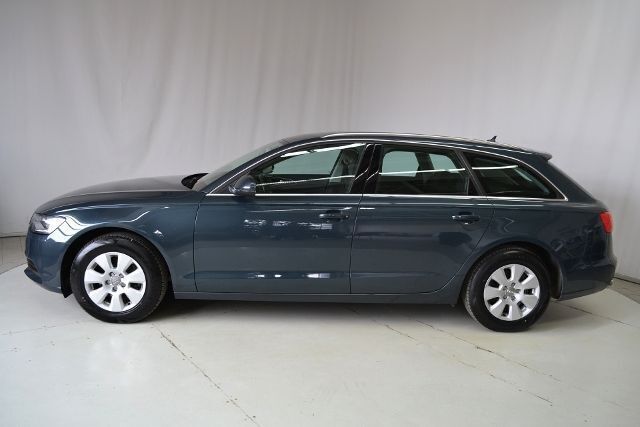 Gebraucht Audi A6 177 PS (130 kW) 2012 Blau metallic Kombi