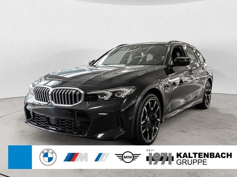 Schwarz Gebraucht 2025 BMW 330e M Sport Kombi | 57.990 € (Teuer) - Bild 1/3