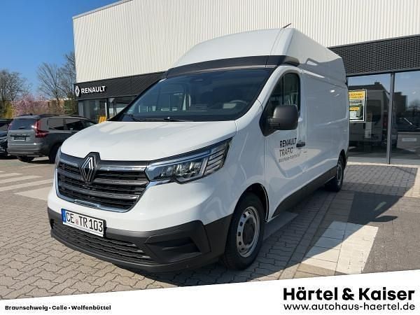 Weiß (arktisweiß (weiß) (weiß)) Gebraucht 2024 Renault Trafic Komfort Van | 30.950 € (Etwas zu teuer) - Bild 1/4