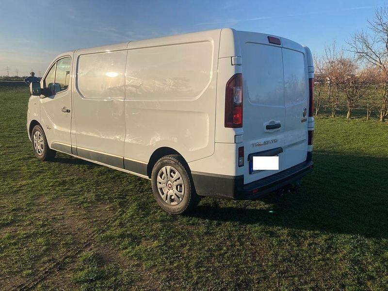 Gebraucht Fiat Talento 145 PS (106 kW) 2016 Weiß Van / Kleinbus
