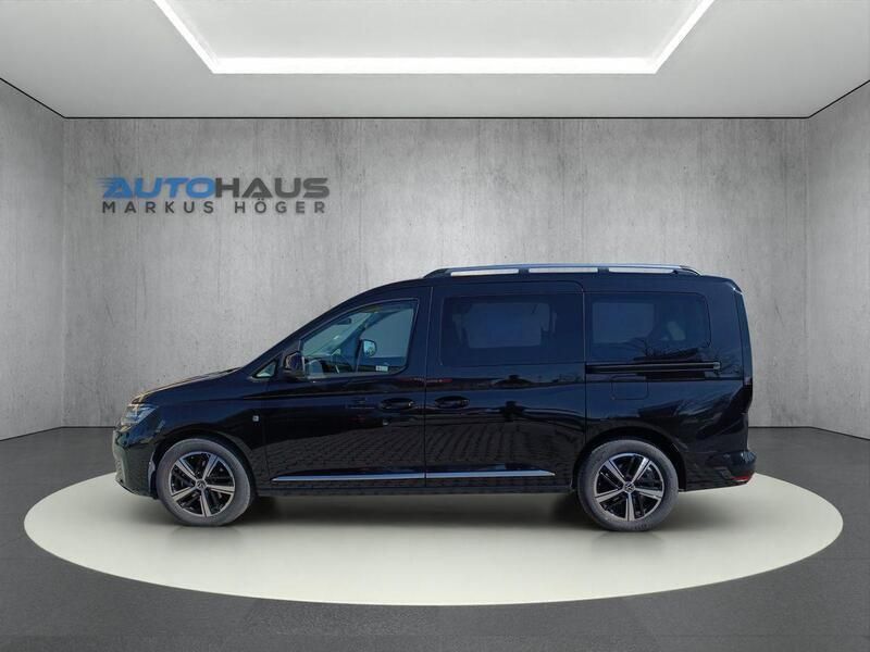 Gebraucht VW Caddy Maxi Style 122 PS (89 kW) 2023 Deepblack perl: Van / Kleinbus