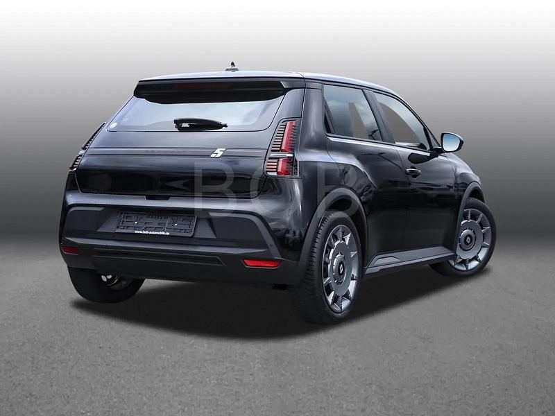 Second-hand Renault 5 E-Tech Evolution 110 kW (150 CP) 2025 Negru Berlinǎ