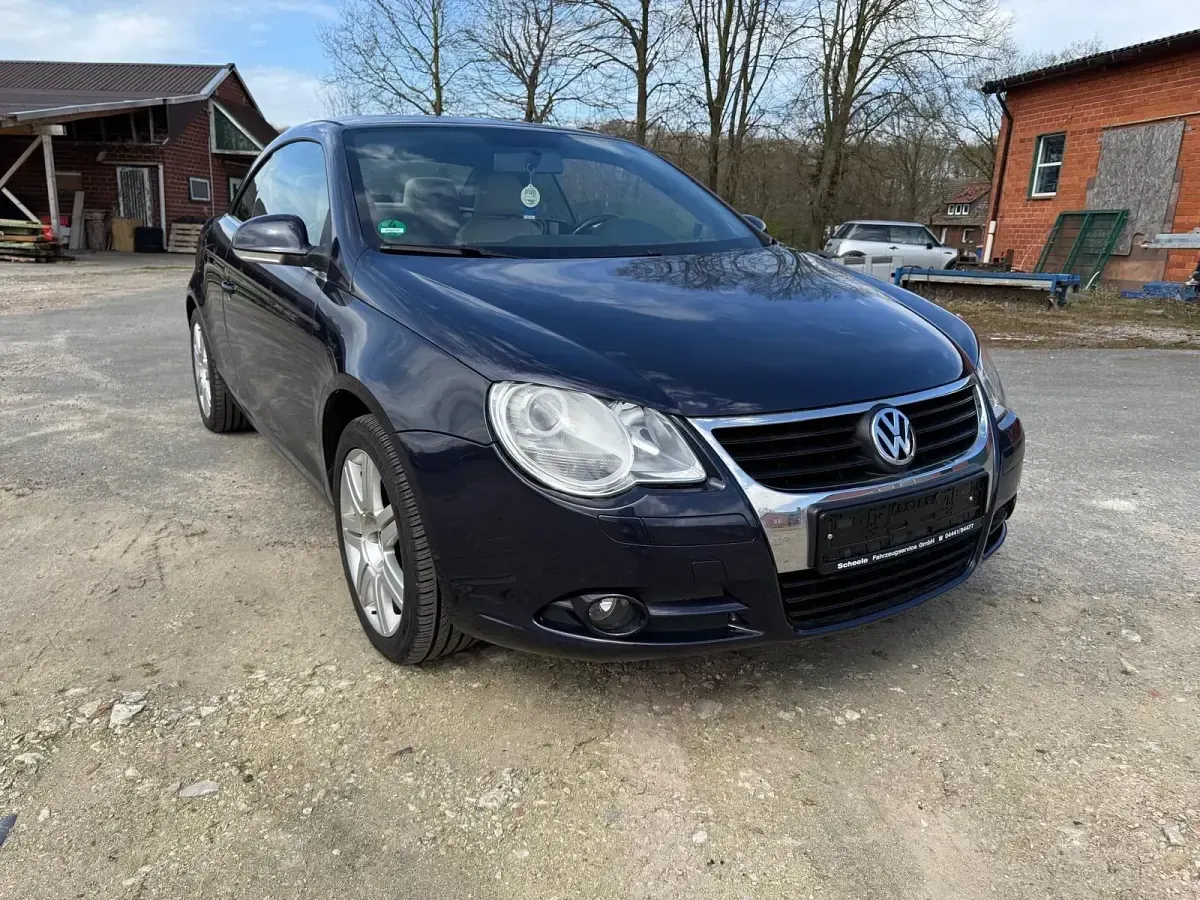 Używany VW Eos 150 KM (110 kW) 2006 Niebieski Kabriolet