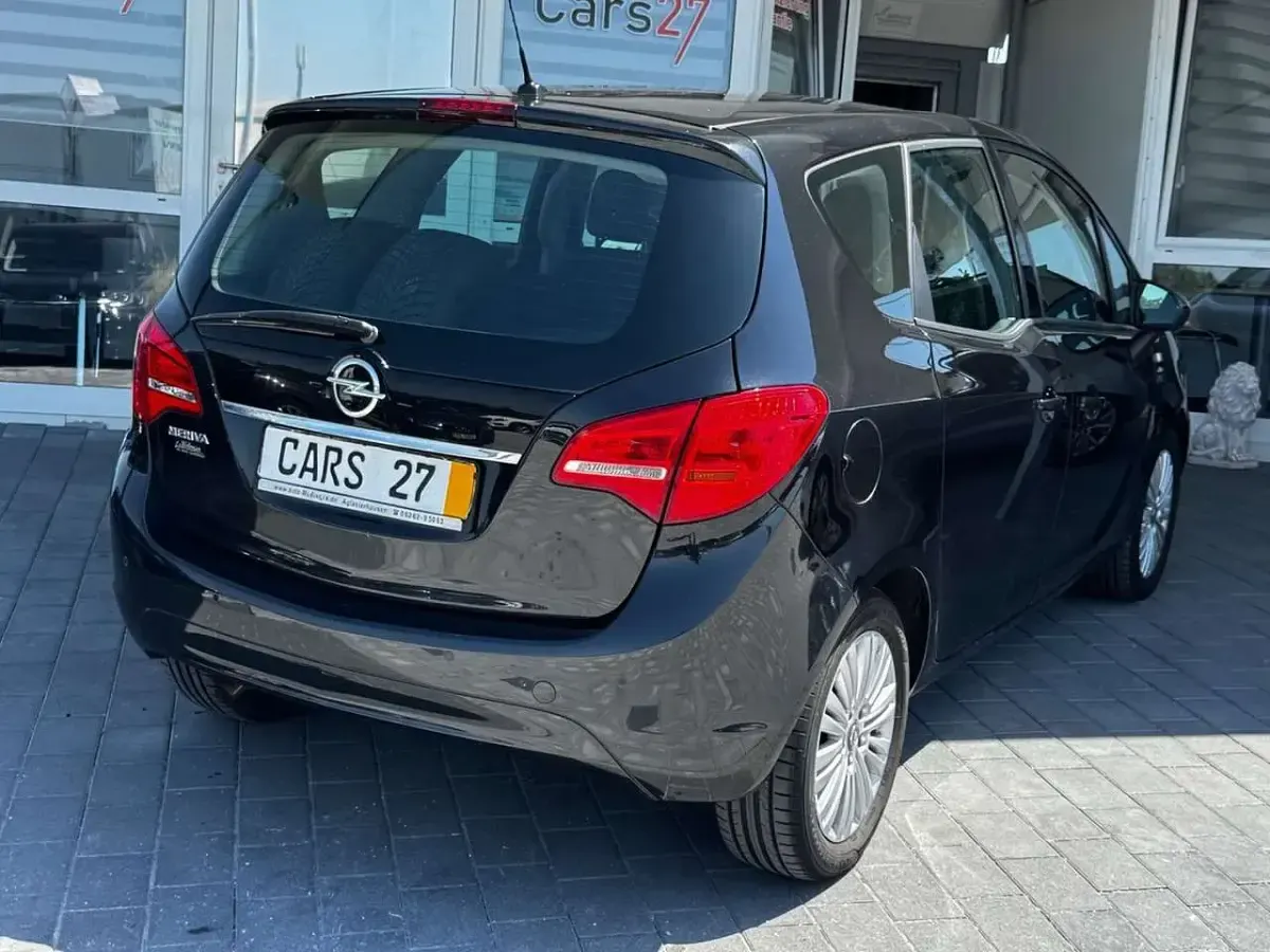 Gebraucht Opel Meriva Active 101 PS (74 kW) 2013 Graphitschwarz/carbon flash/mi Van / Kleinbus