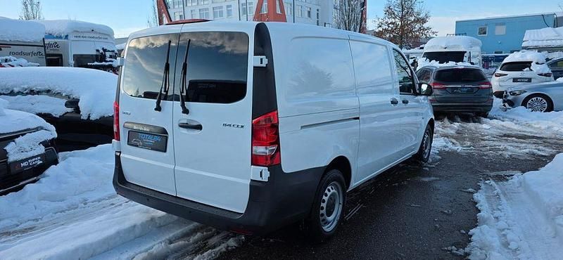Gebraucht Mercedes Vito 136 PS (100 kW) 2020 Weiß Van
