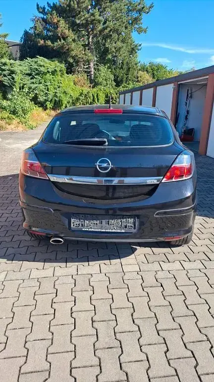 Gebraucht Opel Astra GTC 105 PS (77 kW) 2007 Schwarz Limousine