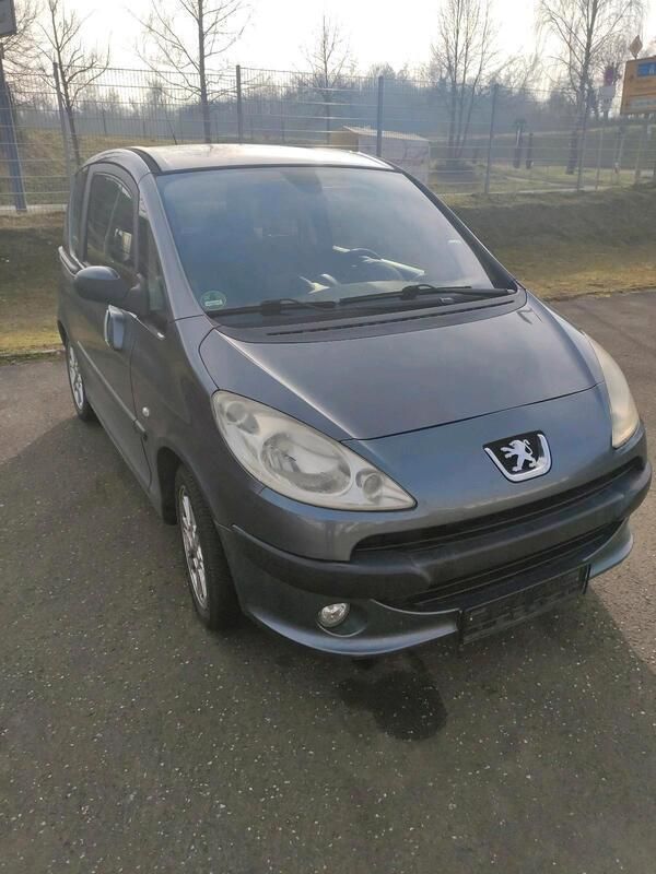 Silber Gebraucht 2006 Peugeot 1007 Kleinwagen | 1.750 € - Bild 1/4