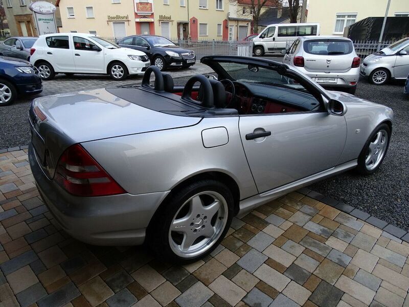 Gebraucht Mercedes SLK230 AMG 193 PS (141 kW) 1997 Silber metallic Cabrio