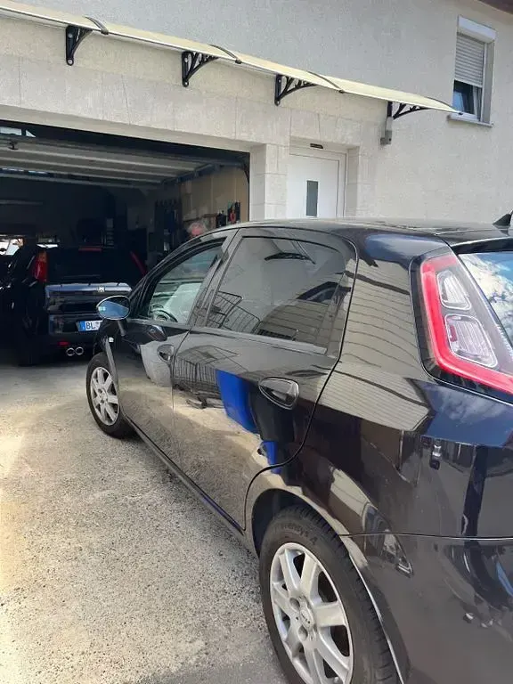 Gebraucht Fiat Punto 69 PS (50 kW) 2012 Schwarz Kleinwagen