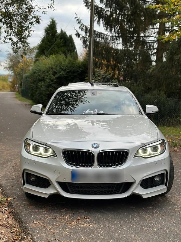 Gebraucht BMW 220 M Sport 190 PS (139 kW) 2017 Weiß Coupé