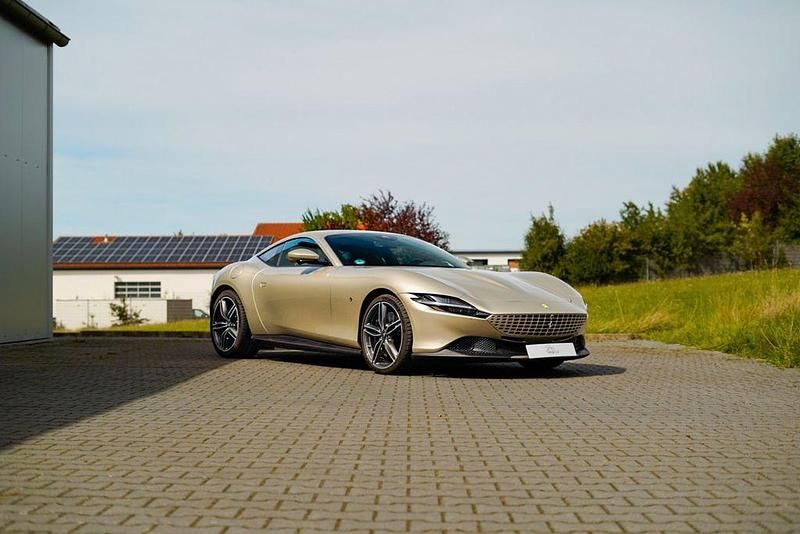 Grau Gebraucht 2021 Ferrari Roma Coupé | 216.900 € (Etwas zu teuer) - Bild 1/4