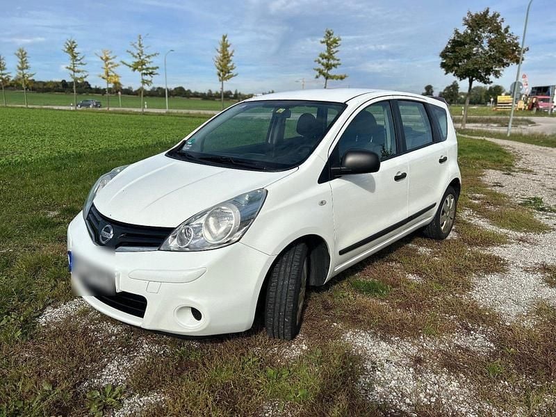 Weiß Gebraucht 2012 Nissan Note Visia Van / Kleinbus | 1.199 € (Guter Preis) - Bild 1/4