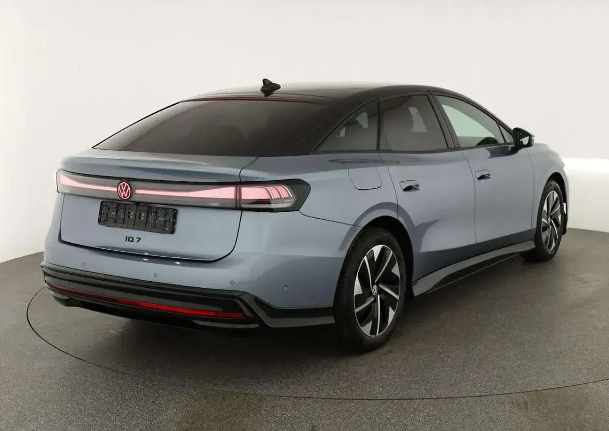 Neu VW ID.7 IQ Drive 210 kW (286 PS) 2026 Blau Limousine