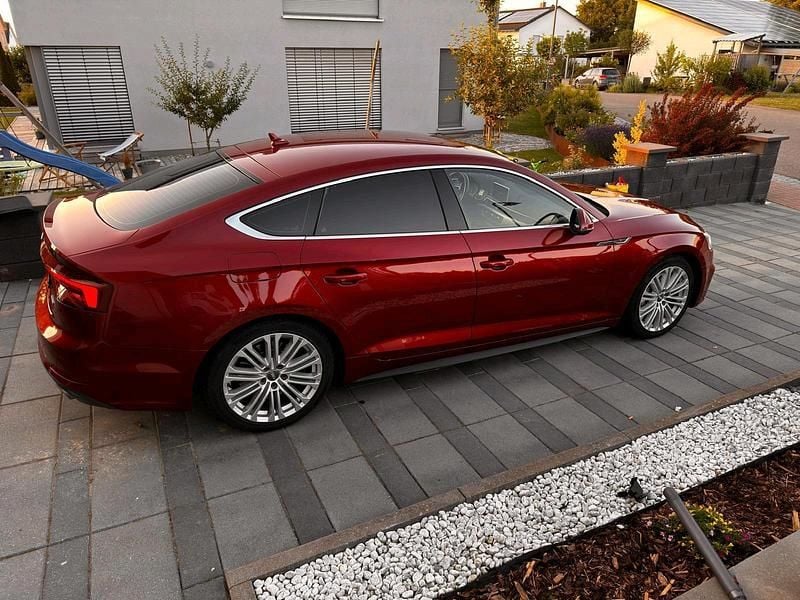 Rot Gebraucht 2017 Audi A5 Sportback Comfort Limousine | 25.000 € (Etwas zu teuer) - Bild 1/4