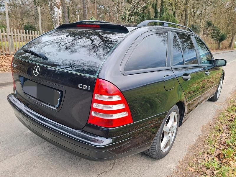 Gebraucht Mercedes C220 150 PS (110 kW) 2006 Schwarz Kombi