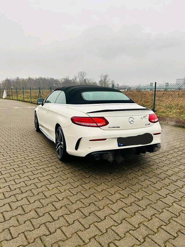 Gebraucht Mercedes C43 AMG AMG 390 PS (286 kW) 2020 Weiß Cabrio