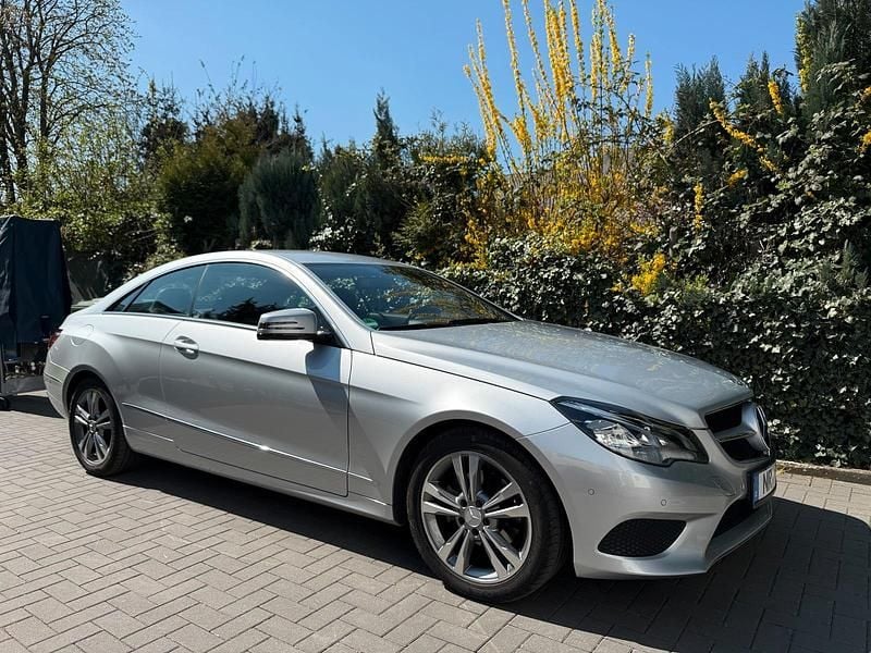 Gebraucht Mercedes E200 184 PS (135 kW) 2014 Coupé