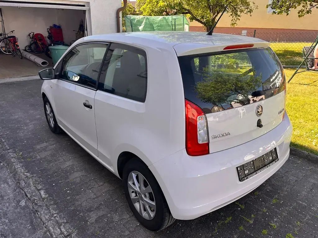 Second-hand Skoda Citigo Active 60 CP (44 kW) 2017 Alb Hatchback