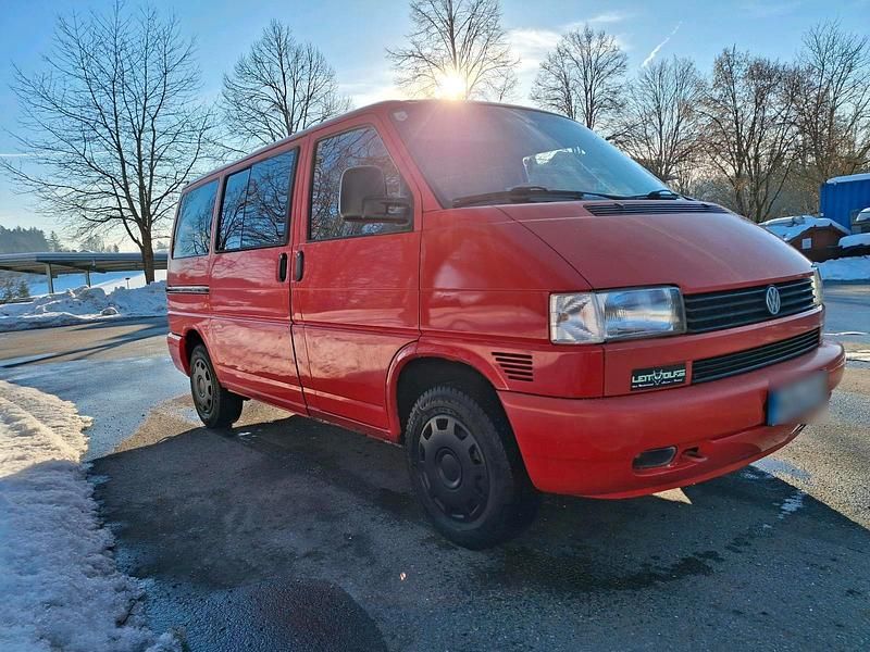 Gebraucht VW Multivan 110 PS (80 kW) 1997 Rot Van / Kleinbus