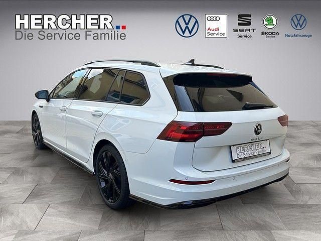 Gebraucht VW Golf VIII R-line 150 PS (110 kW) 2024 Weiß Kombi