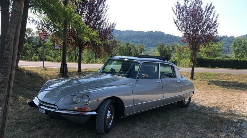Gebraucht Citroën DS 140 PS (102 kW) 1975 Silber Limousine