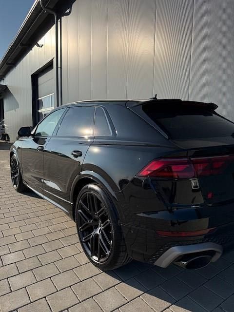 Gebraucht Audi RS Q8 Design 640 PS (470 kW) 2026 Mythosschwarz metallic SUV