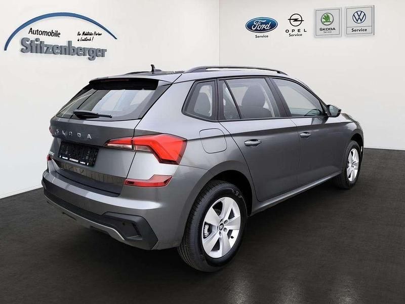 Neu Skoda Kamiq Selection 116 PS (85 kW) 2025 Graphitegrau metallic SUV