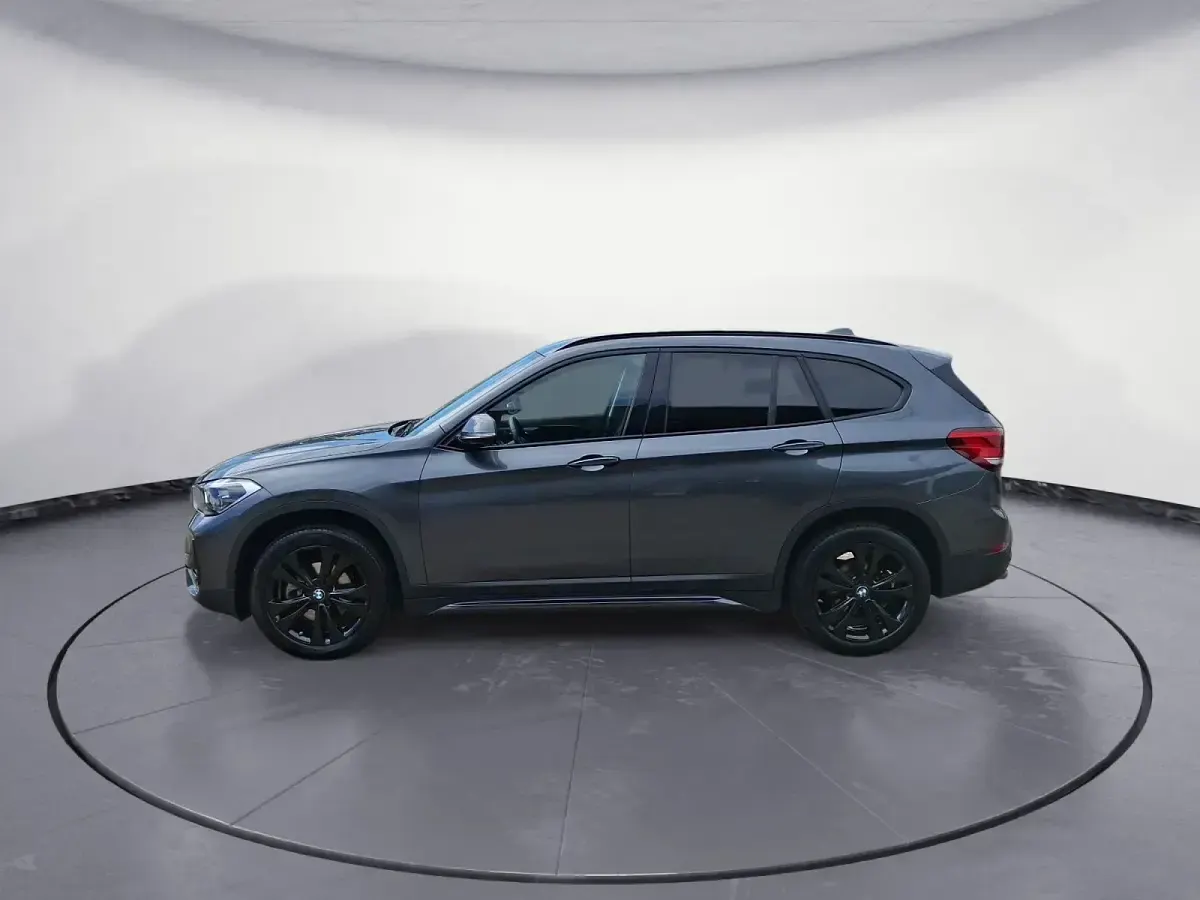 Gebraucht BMW X1 Sport Line 136 PS (100 kW) 2022 SUV
