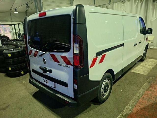 Gebraucht Renault Trafic 121 PS (88 kW) 2018 Weiß Van / Kleinbus