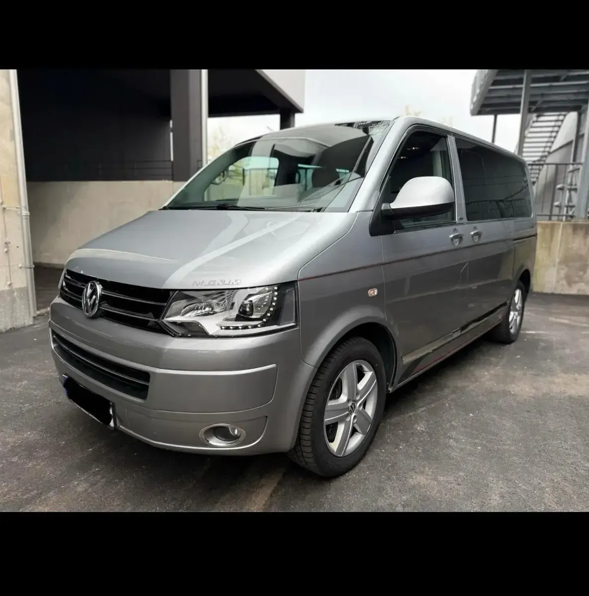 Gebraucht VW Multivan Highline 182 PS (133 kW) 2009 Silber Van / Kleinbus