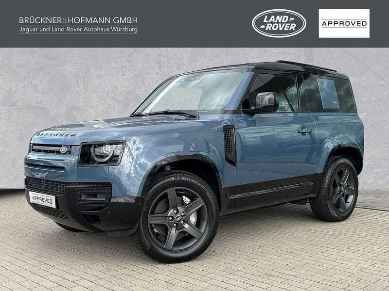 Blau (tasman blue) Gebraucht 2024 Land Rover Defender SE Dynamic SUV | 74.900 € (Superpreis) - Bild 1/4
