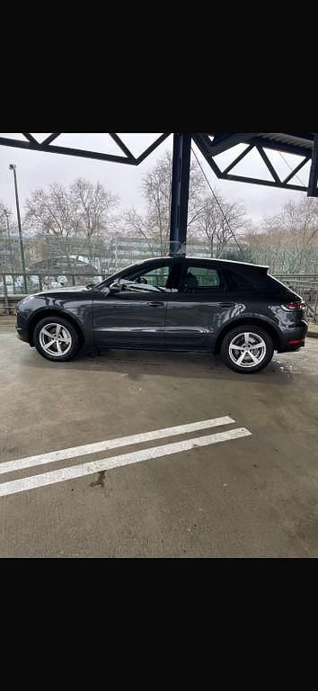 Gebraucht Porsche Macan 245 PS (180 kW) 2021 Grau SUV