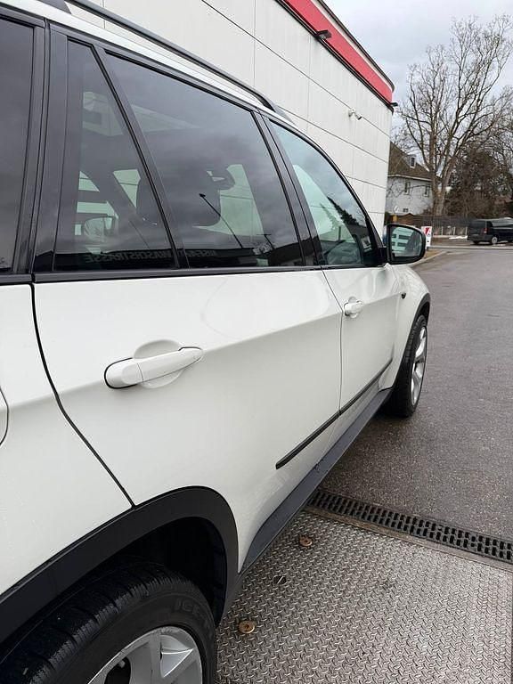 Gebraucht BMW X5 235 PS (172 kW) 2009 Weiß SUV