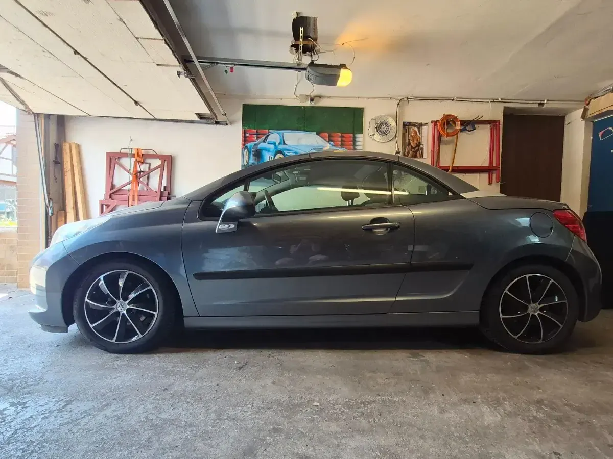 Gebraucht Peugeot 207 CC Sport 120 PS (88 kW) 2008 Grau Cabrio