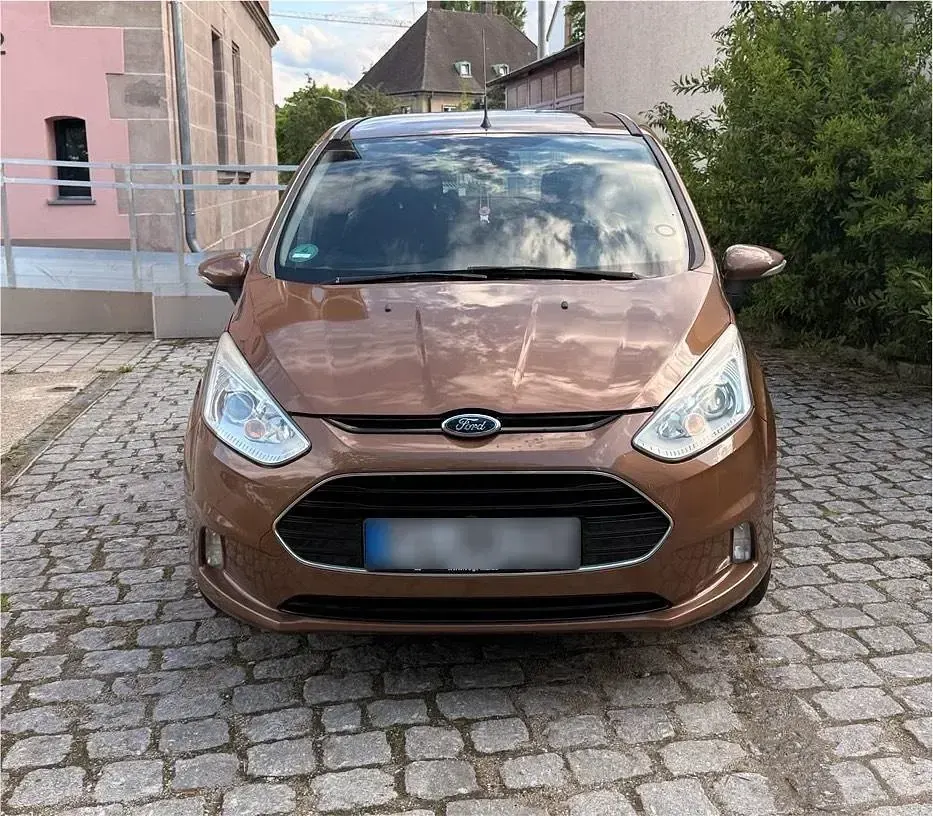 Gebraucht Ford B-MAX 101 PS (74 kW) 2013 Braun Van / Kleinbus