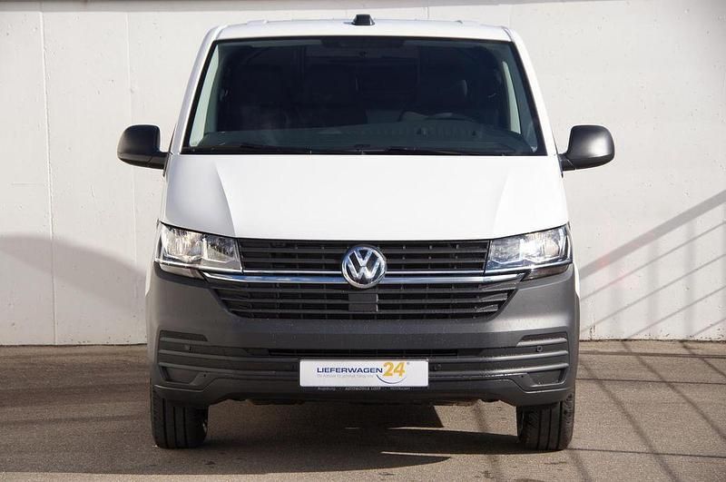 Gebraucht VW Transporter 150 PS (110 kW) 2024 Weiß Van