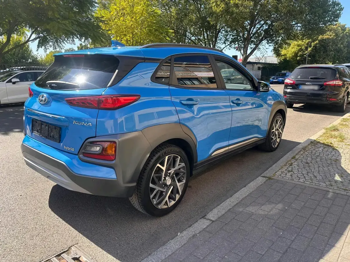 Gebraucht Hyundai Kona 105 PS (77 kW) 2020 Blau SUV