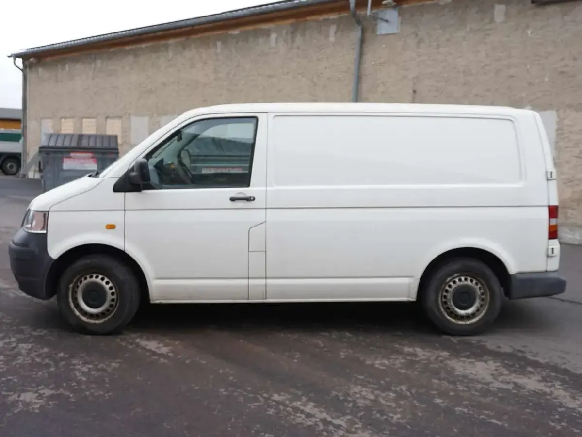 Gebraucht VW T5 105 PS (77 kW) 2005 Weiß Van