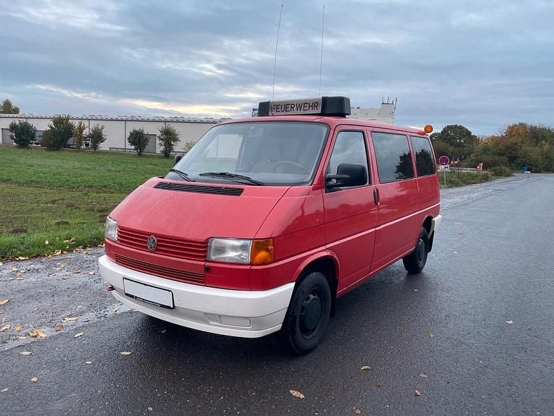 Rot Gebraucht 1993 VW T4 Van | 9.500 € - Bild 1/4