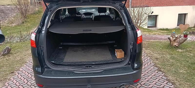 Second-hand Ford Focus 150 CP (110 kW) 2012 Negru Break