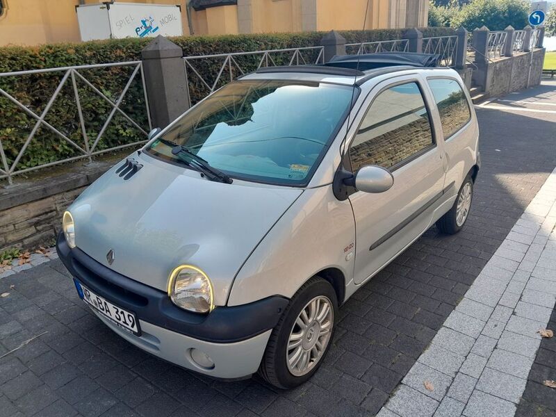 Silber Gebraucht 2005 Renault Twingo Kleinwagen | 1.680 € (Fairer Preis) - Bild 1/4