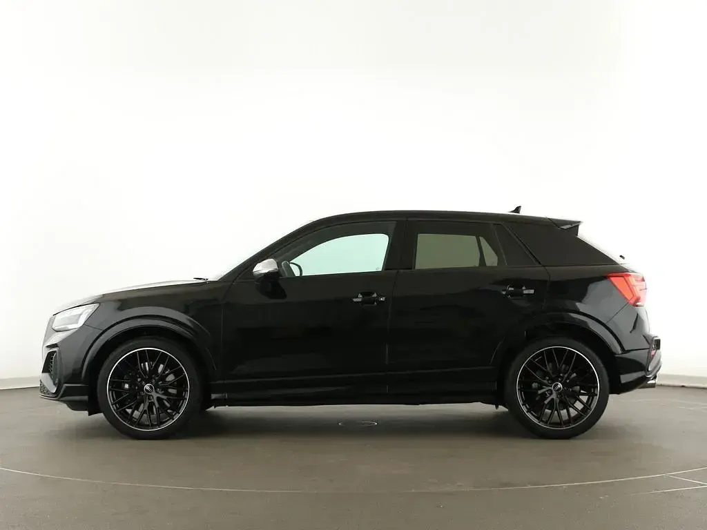Gebraucht Audi SQ2 Comfort 300 PS (220 kW) 2022 Mythosschwarz metallic SUV